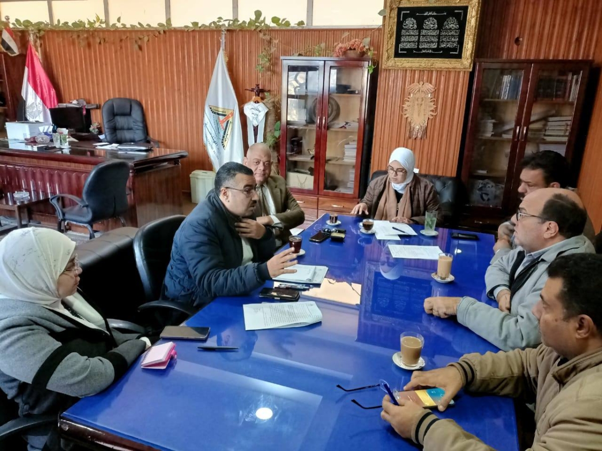 اجتماع وحدة الإرشاد الأكاديمي والدعم النفسي بكلية الهندسة ببنها - جامعة بنها